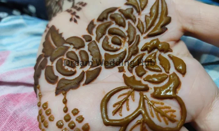 Mubassira Mehndi Artist